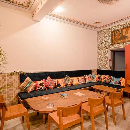 Madpackers Pushkar Hostel Exterior photo